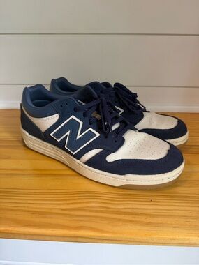New Balance Navy & White Classic 'N' Low-Top Sneakers